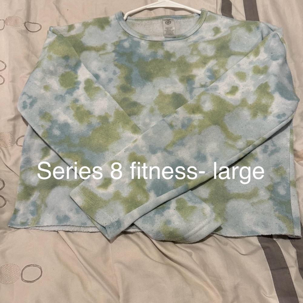 Cropped long sleeve